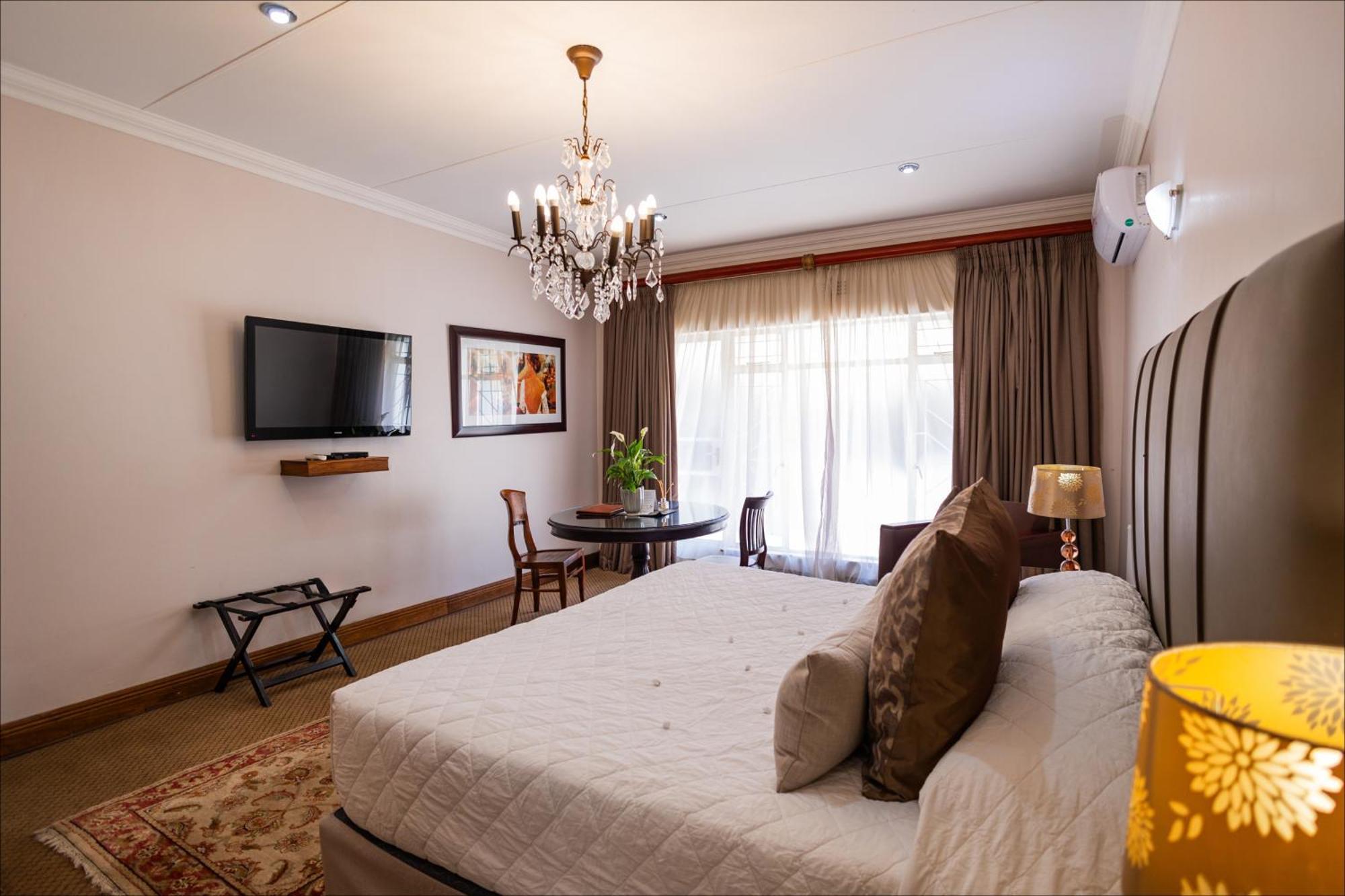 Scott'S Manor Guesthouse Function And Conference Venue Lichtenburg 外观 照片